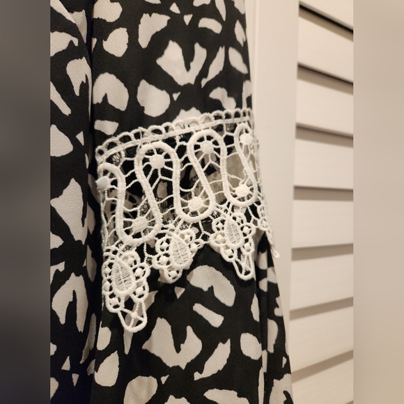 Zac&Rachel Black and white long sleeve top - Picture 4 of 4